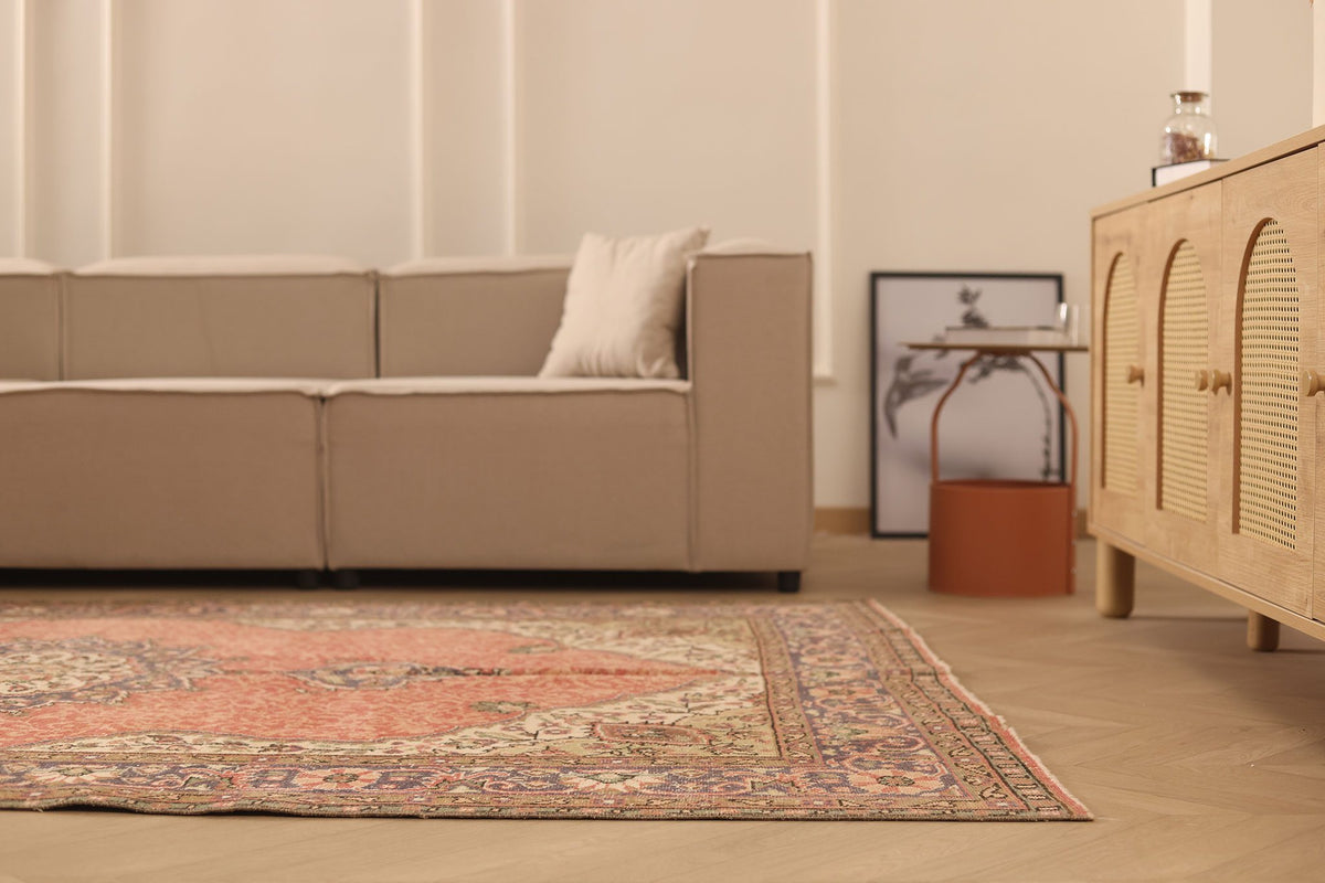 Vintage Isparta Turkish Area Rug 6x9 ft — Red & Beige Floral