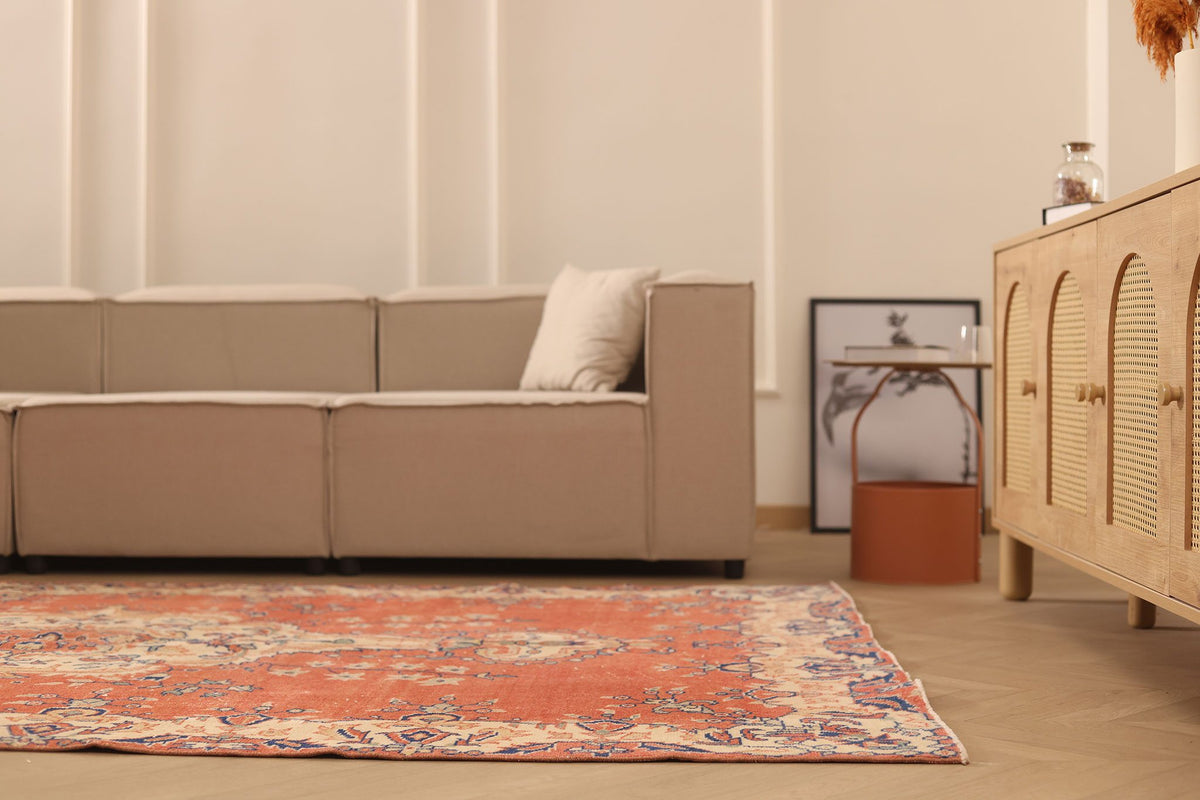 Vintage Isparta Turkish Area Rug 6x10 ft — Red & Beige Floral