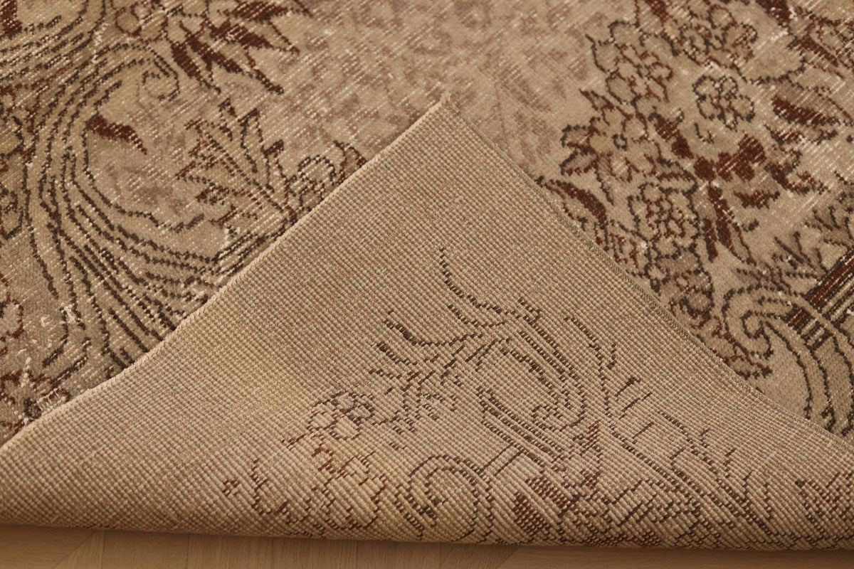 Vintage Isparta Turkish Area Rug 6x9 ft — Beige & Brown Floral