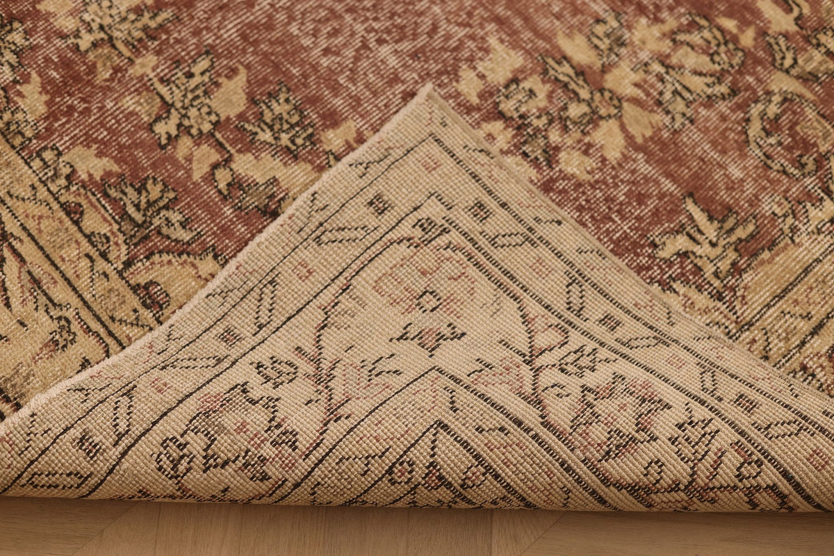 Vintage Isparta Turkish Area Rug 6x9 ft — Red & Beige Floral