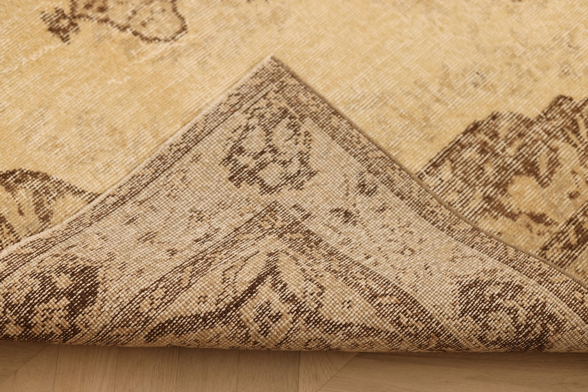 Vintage Isparta Turkish Area Rug 6x9 ft — Beige & Brown Floral