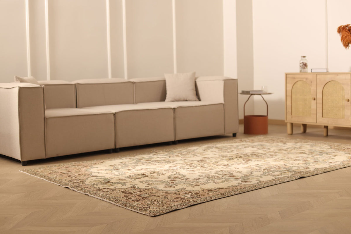 Vintage Isparta Turkish Area Rug 6x10 ft — Beige & Brown Floral