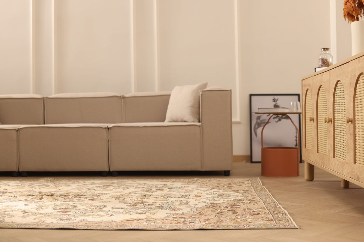 Vintage Isparta Turkish Area Rug 6x10 ft — Beige & Brown Floral