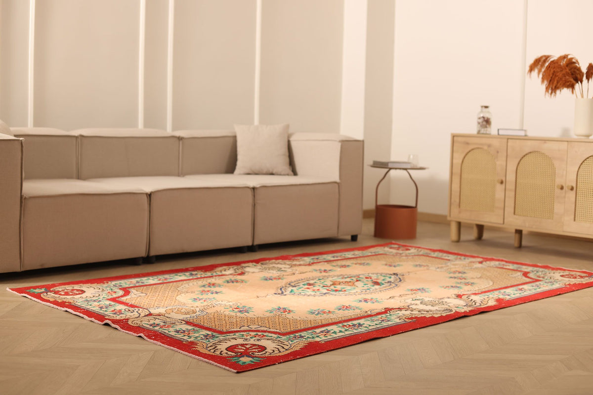 Vintage Isparta Turkish Area Rug 5x9 ft — Orange & Red Floral
