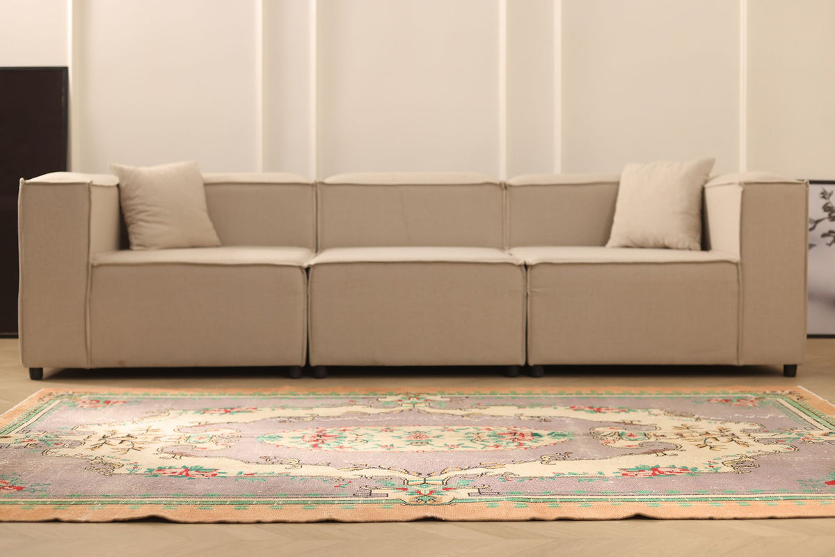 Vintage Isparta Turkish Area Rug 5x8 ft — Gray & Beige Floral