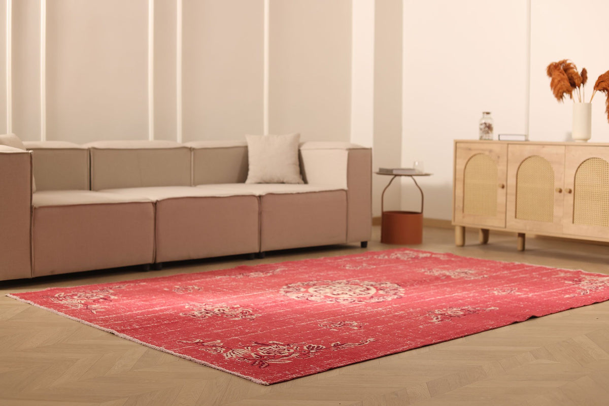 Vintage Isparta Turkish Area Rug 6x9 ft — Red & Beige Floral