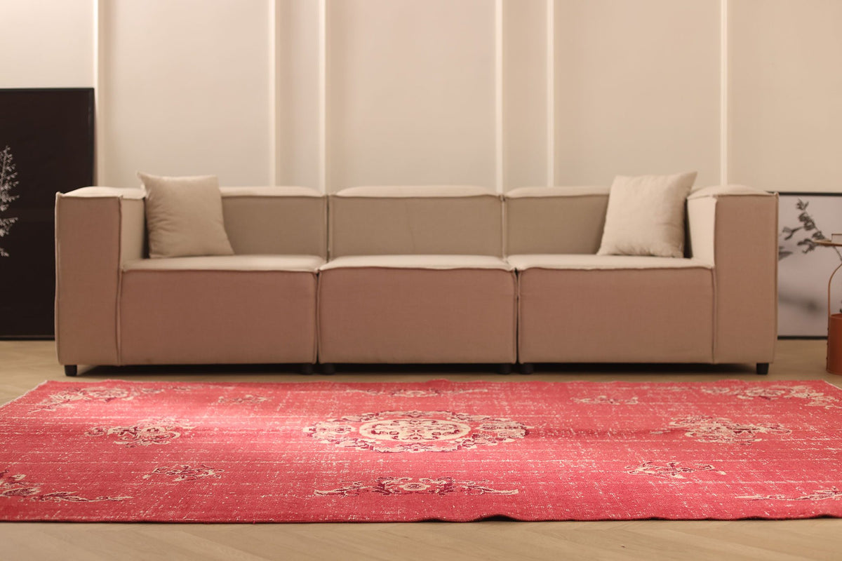 Vintage Isparta Turkish Area Rug 6x9 ft — Red & Beige Floral