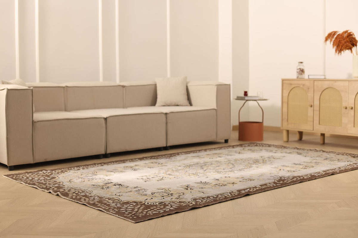 Vintage Isparta Turkish Area Rug 6x10 ft — Beige & Brown Floral