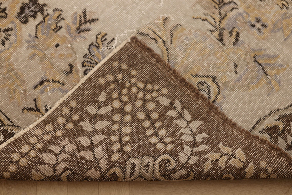 Vintage Isparta Turkish Area Rug 6x10 ft — Beige & Brown Floral