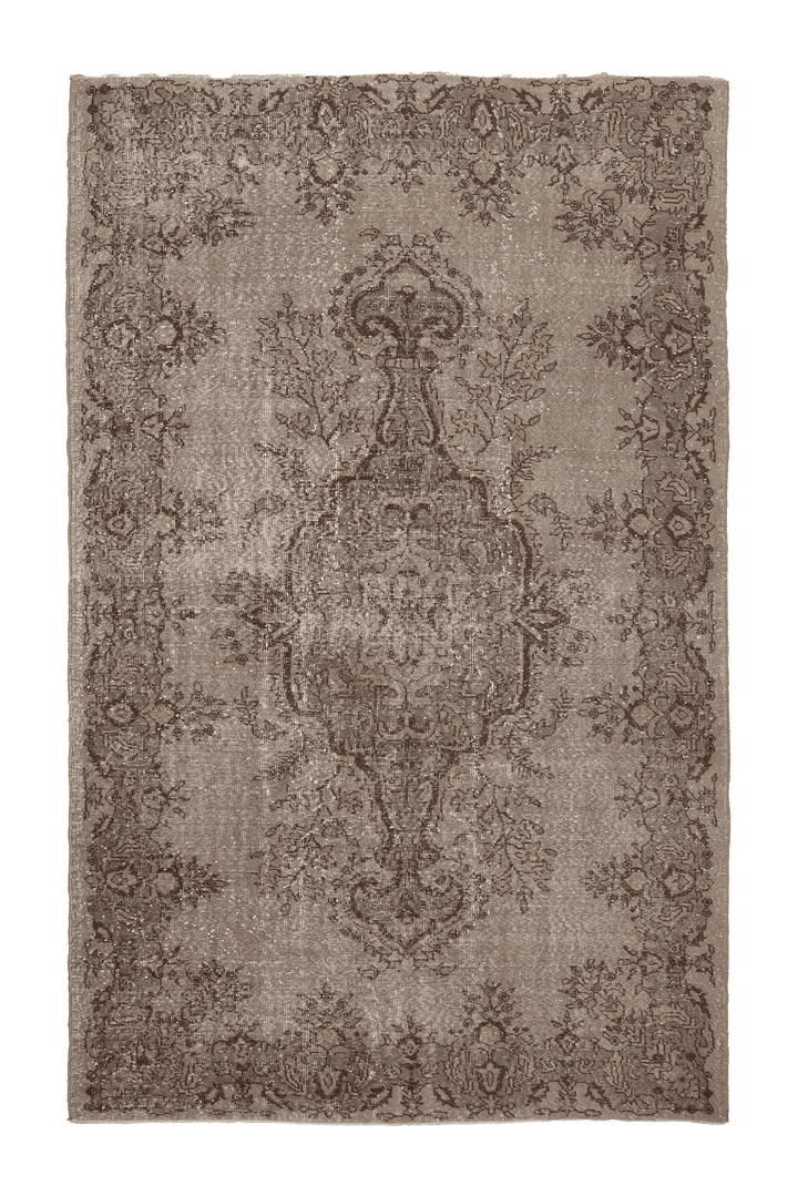 Vintage Isparta Turkish Area Rug 6x9 ft — Beige & Gray Floral