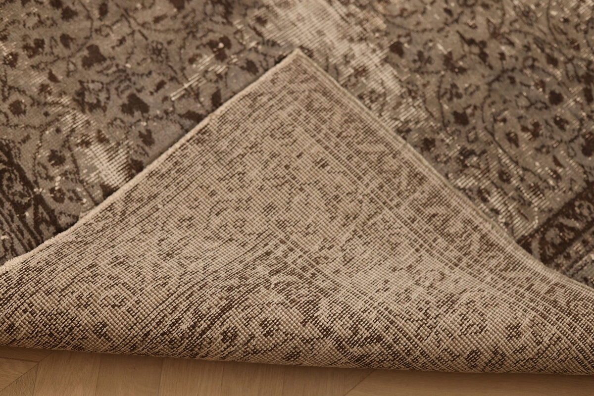 Vintage Isparta Turkish Area Rug 7x10 ft — Gray & Brown Floral
