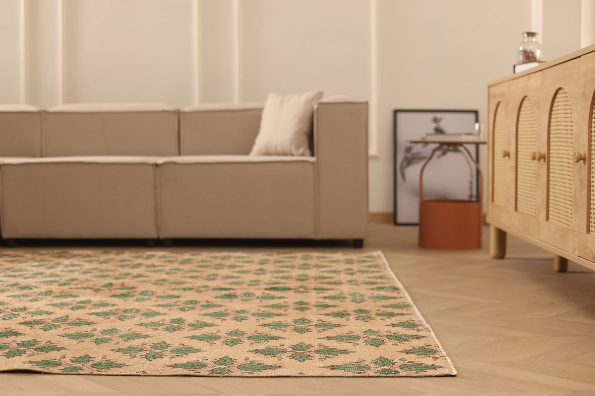 Vintage Isparta Turkish Area Rug 7x9 ft — Beige & Green Floral