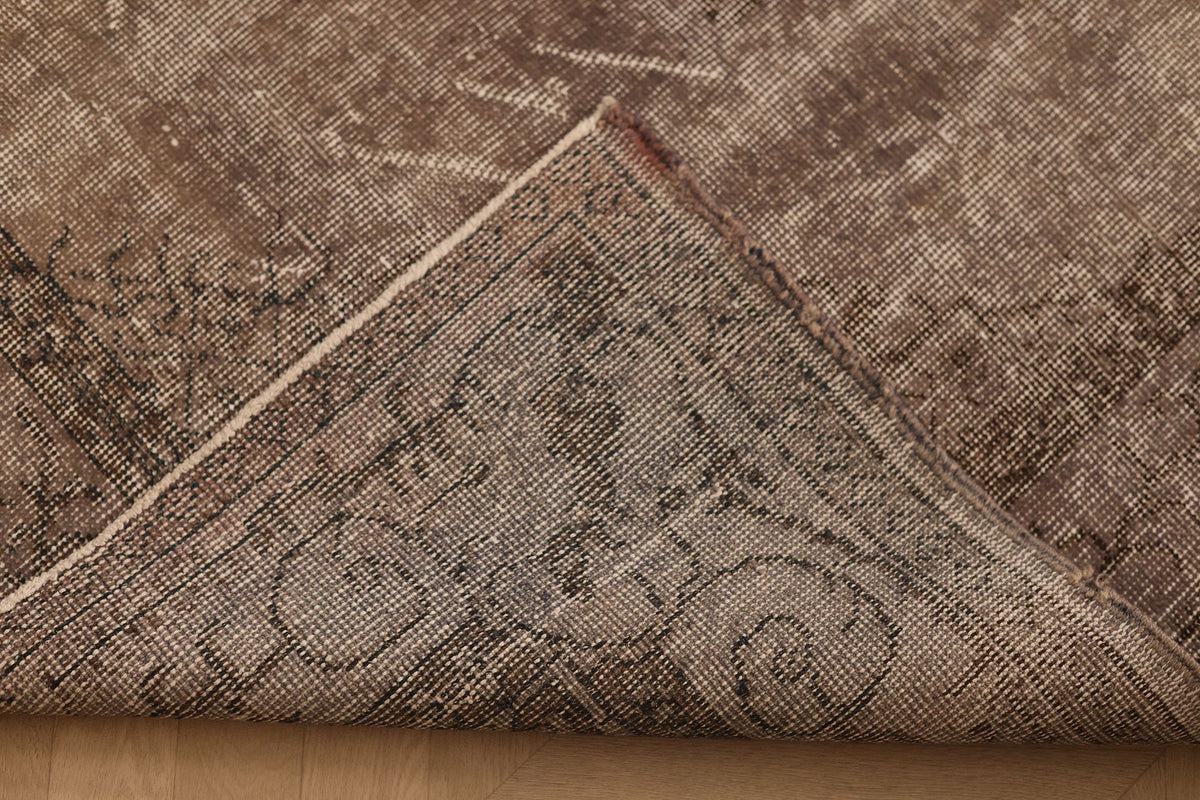 Vintage Isparta Turkish Area Rug 6x9 ft — Brown & Gray Floral
