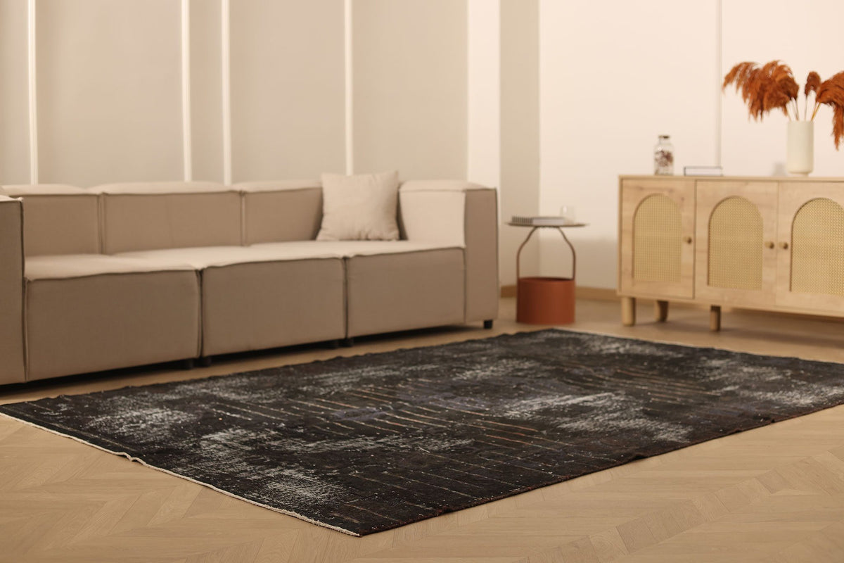Vintage Isparta Turkish Area Rug 6x10 ft — Gray & Brown Overdyed