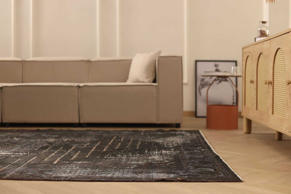 Vintage Isparta Turkish Area Rug 6x10 ft — Gray & Brown Overdyed
