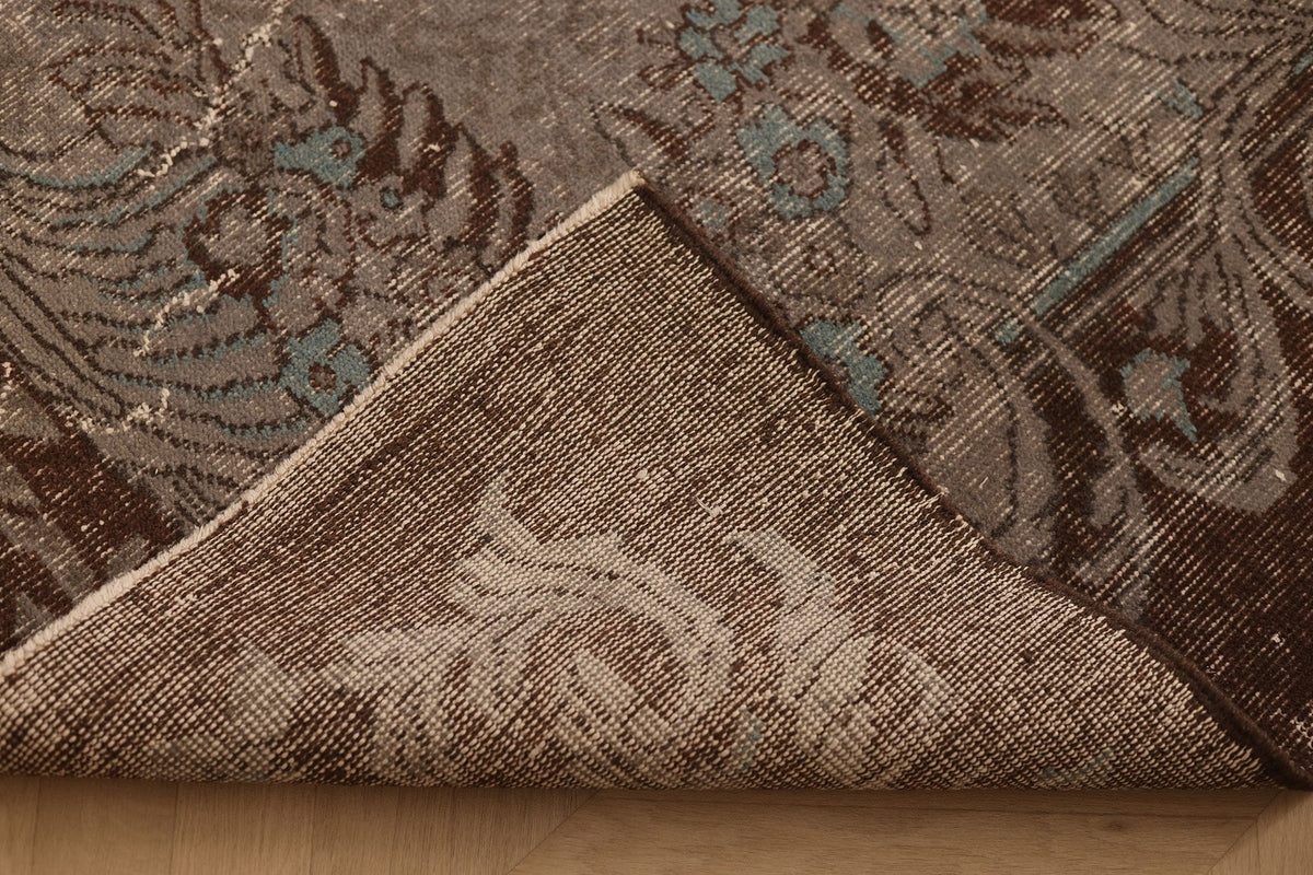 Vintage Isparta Turkish Area Rug 7x9 ft — Gray & Brown Floral