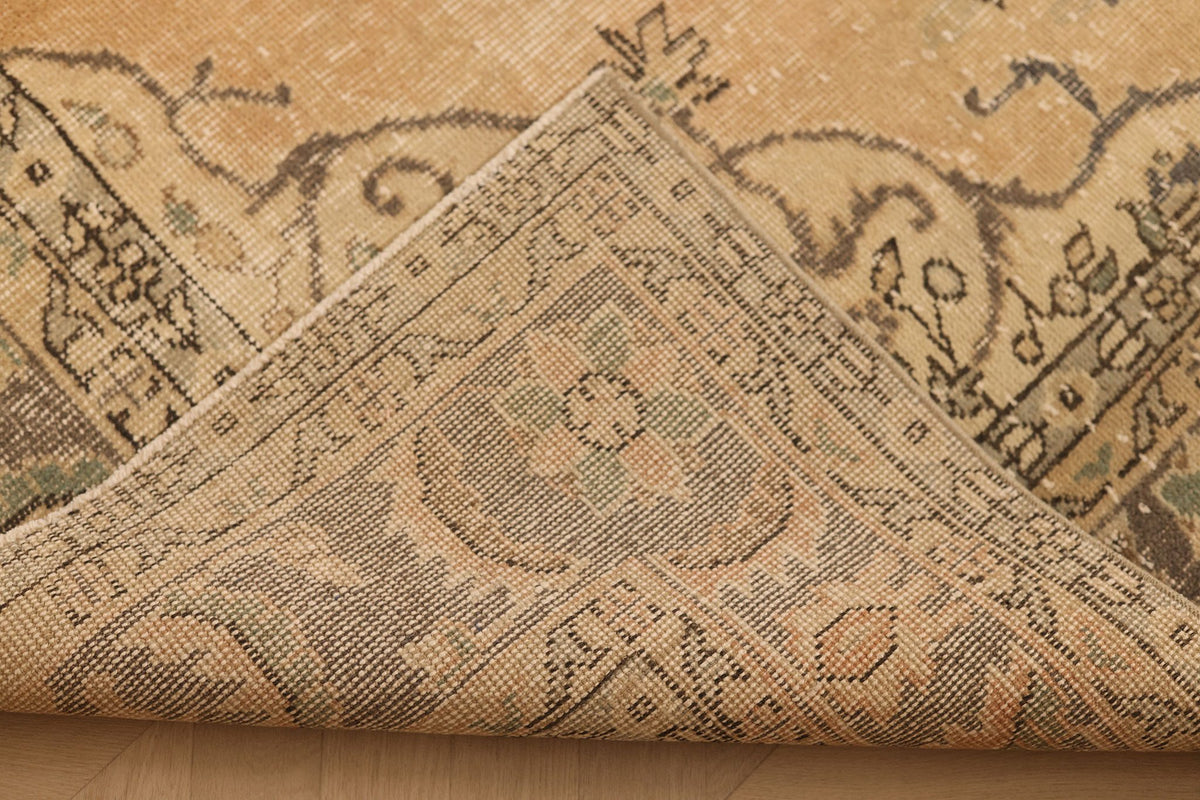 Vintage Isparta Turkish Area Rug 6x10 ft — Beige & Brown Floral