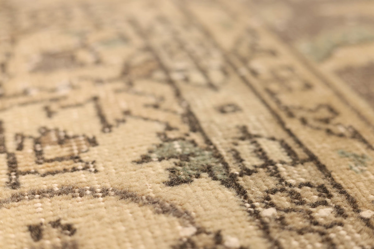 Vintage Isparta Turkish Area Rug 6x10 ft — Beige & Brown Floral