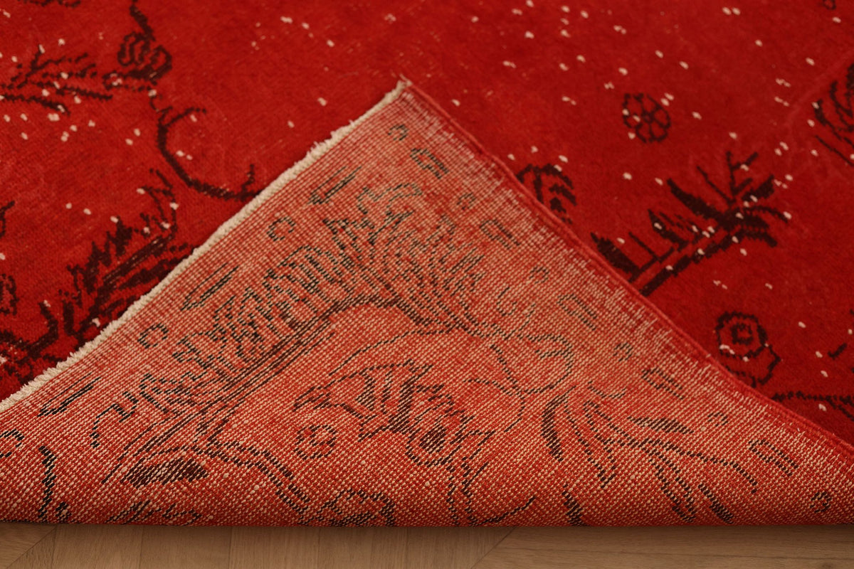Vintage Isparta Turkish Area Rug 6x10 ft — Red Floral