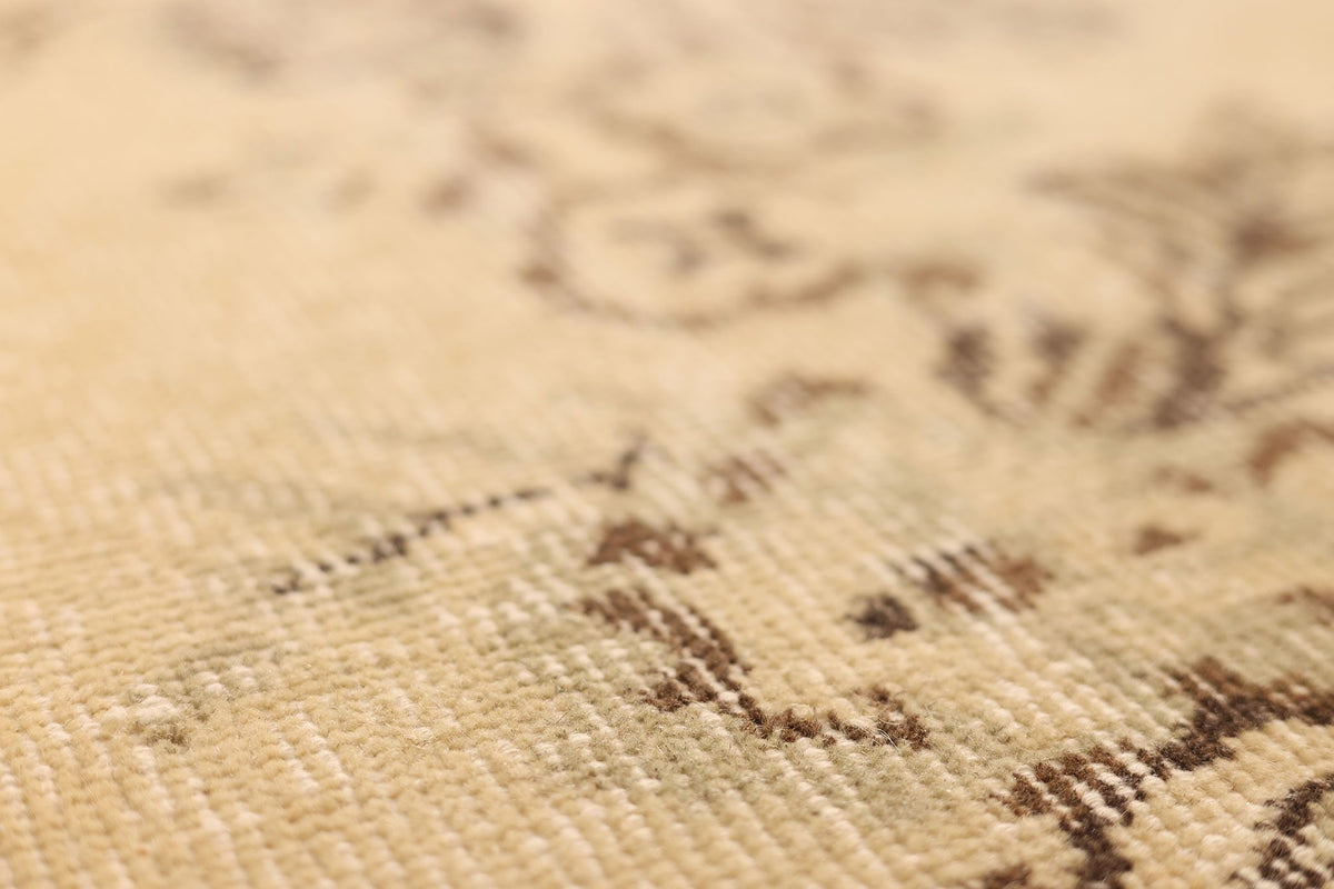 Vintage Isparta Turkish Area Rug 6x9 ft — Beige & Brown Floral