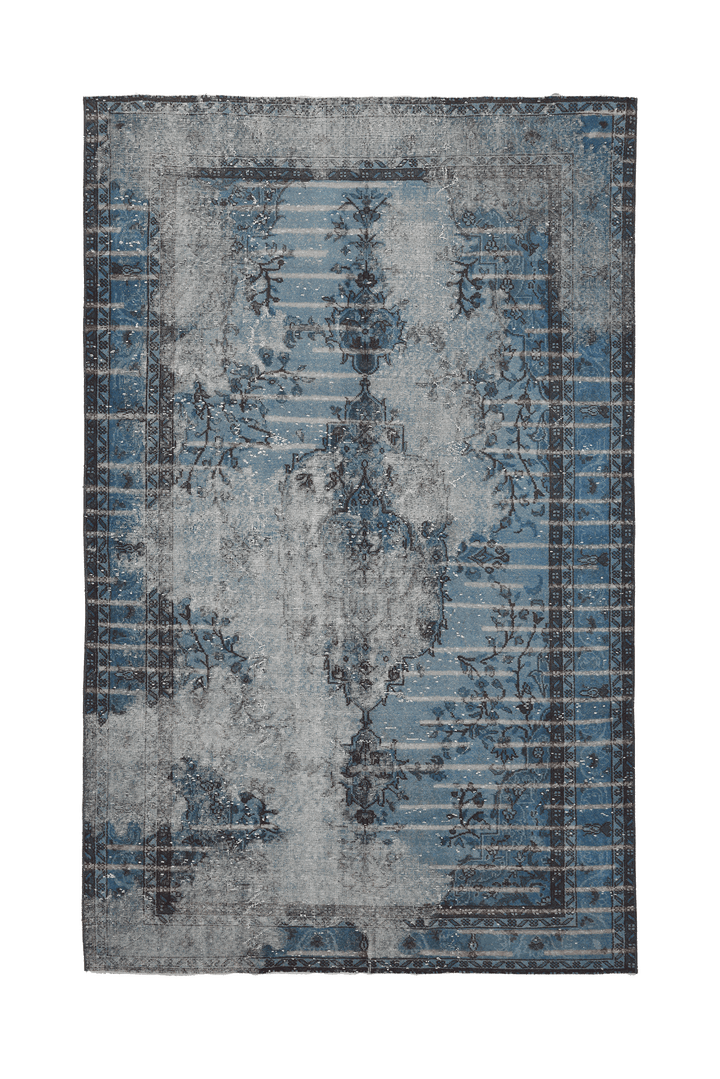 Vintage Isparta Turkish Area Rug 6x9 ft — Blue & Gray Floral