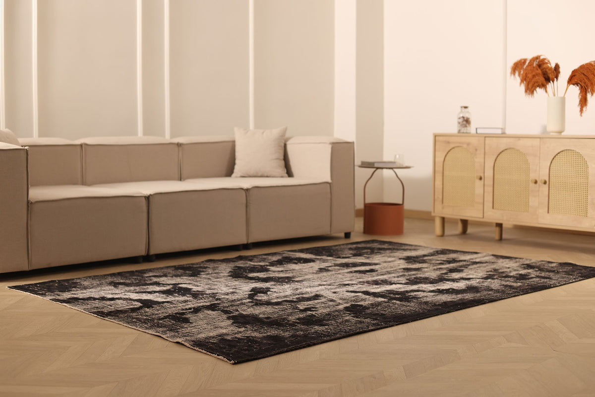 Vintage Isparta Turkish Area Rug 6x9 ft — Gray & Brown Overdyed
