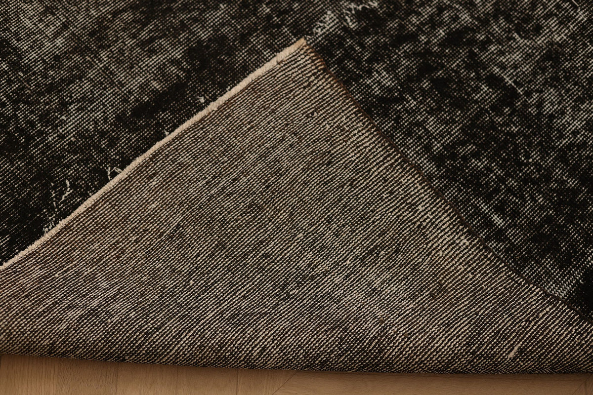 Vintage Isparta Turkish Area Rug 7x10 ft — Gray Overdyed