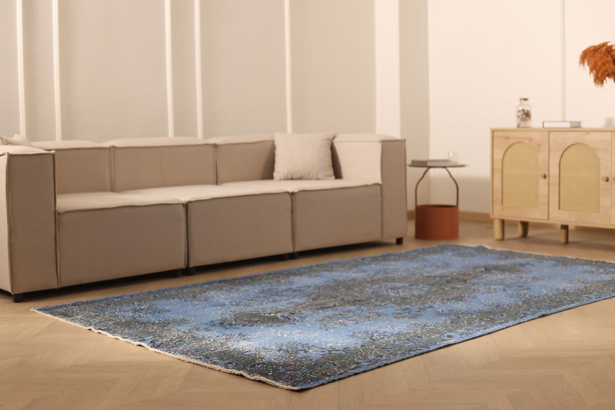 Vintage Isparta Turkish Area Rug 6x10 ft — Blue & Gray Floral