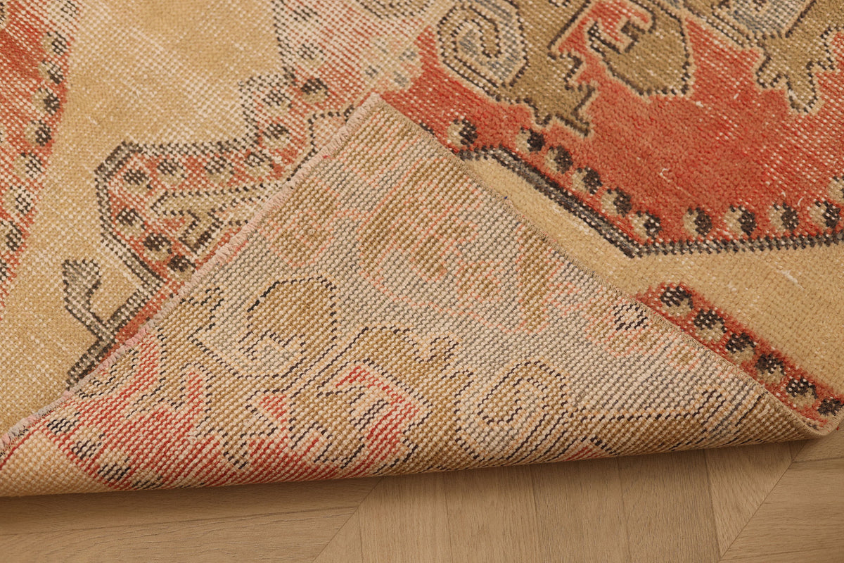 Vintage Malatya Turkish Runner Rug 3x6 ft — Beige & Red Distressed