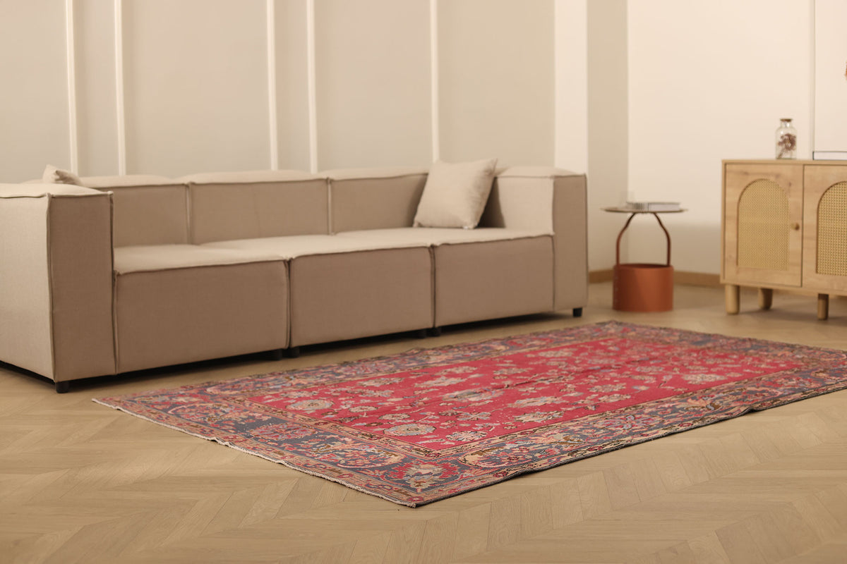 Vintage Isparta Turkish Area Rug 5x8 ft — Red & Blue Floral