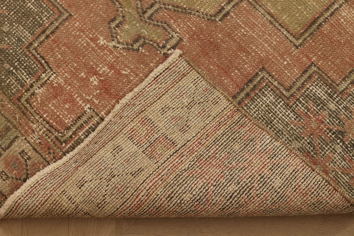 Vintage Kırşehir Turkish Runner Rug 3x8 ft — Red & Beige Geometric