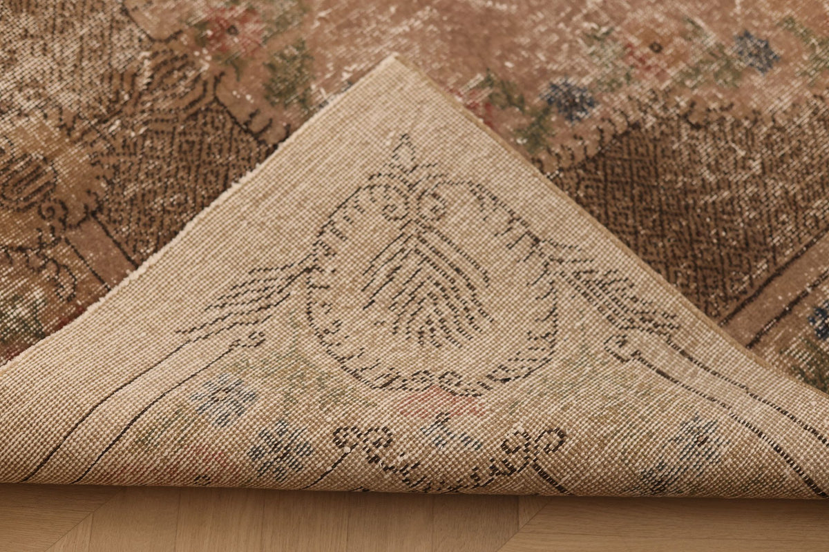 Vintage Isparta Turkish Area Rug 5x9 ft — Brown & Beige Floral