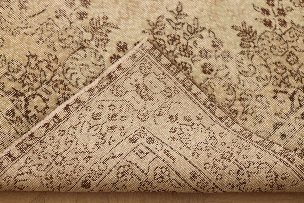 Vintage Isparta Turkish Area Rug 6x10 ft — Beige & Brown Floral