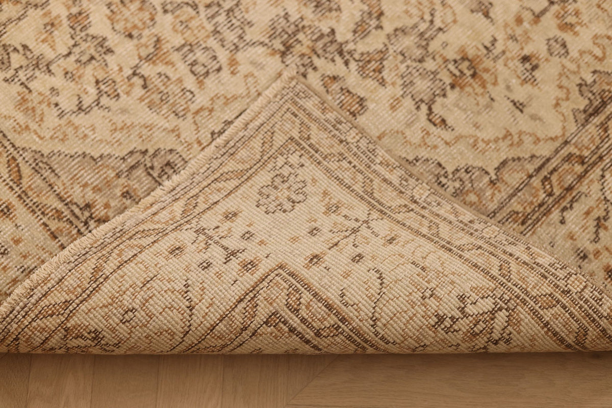 Vintage Isparta Turkish Area Rug 6x7 ft — Beige & Brown Floral