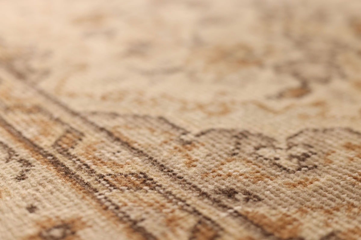 Vintage Isparta Turkish Area Rug 6x7 ft — Beige & Brown Floral
