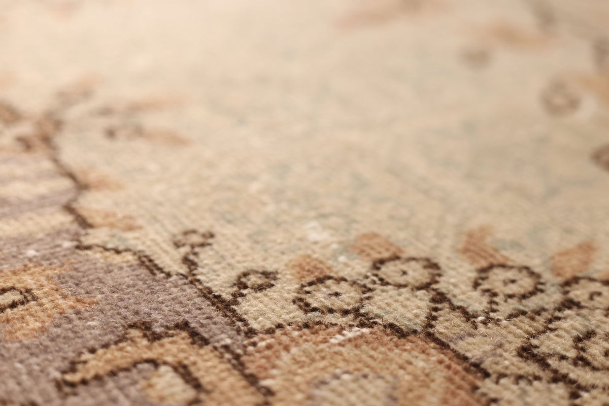 Vintage Isparta Turkish Area Rug 6x9 ft — Beige & Gray Floral