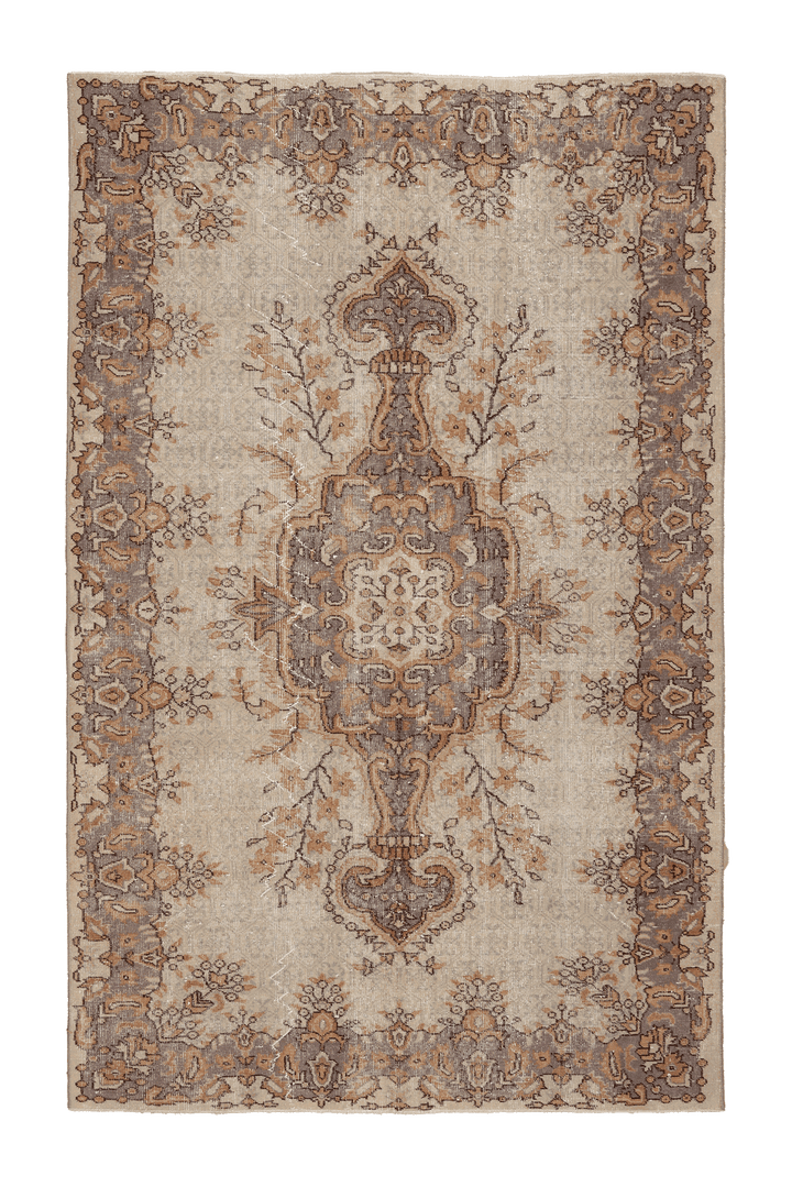 Vintage Isparta Turkish Area Rug 6x9 ft — Beige & Gray Floral