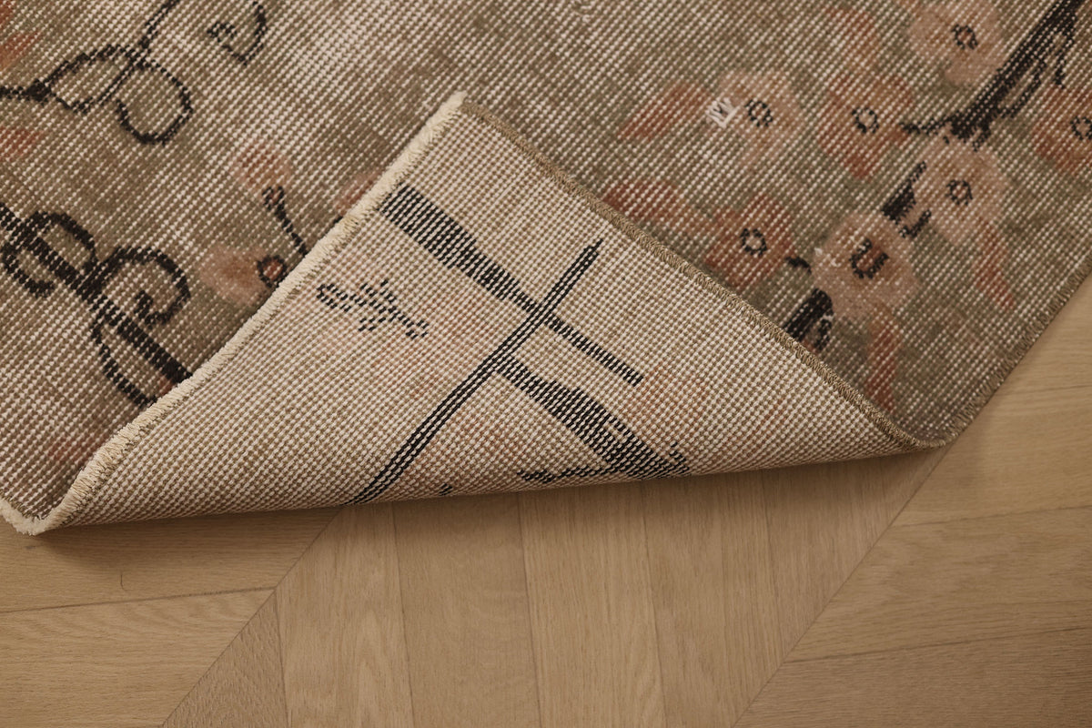 Vintage Isparta Turkish Runner Rug 2x8 ft — Beige & Gray Distressed