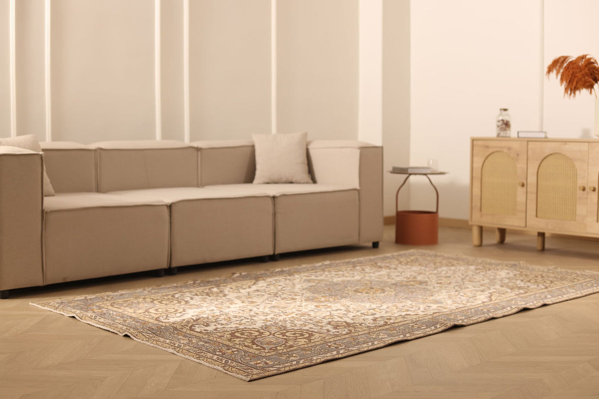 Vintage Isparta Turkish Area Rug 5x9 ft — Beige & Brown Floral
