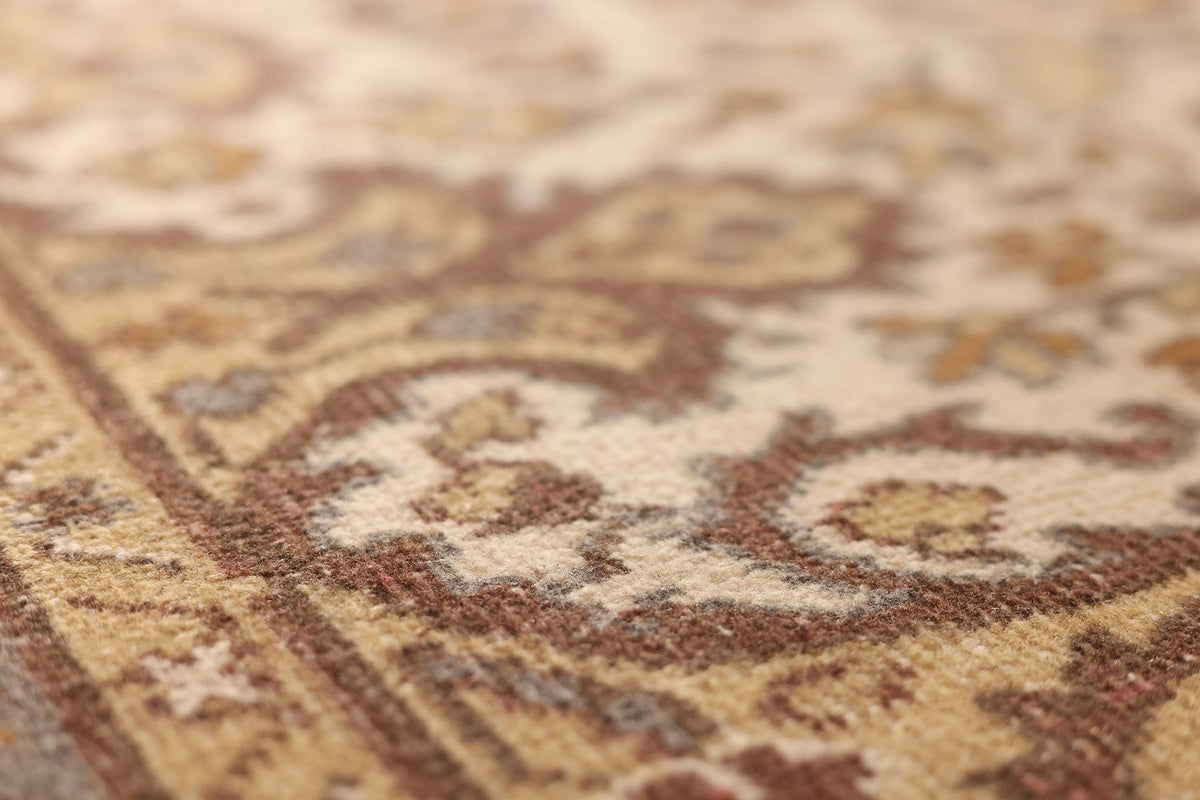 Vintage Isparta Turkish Area Rug 5x9 ft — Beige & Brown Floral