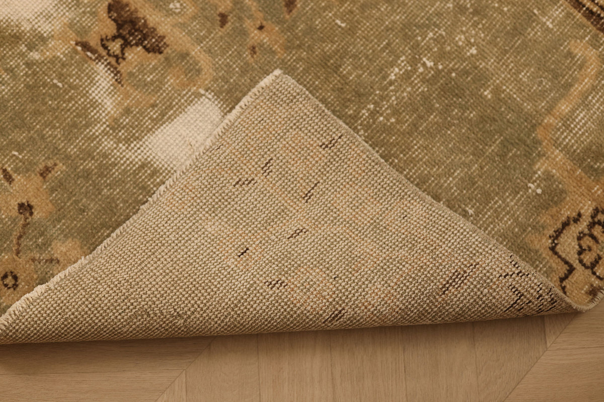 Vintage Isparta Turkish Doormat 2x5 ft — Beige & Green Distressed