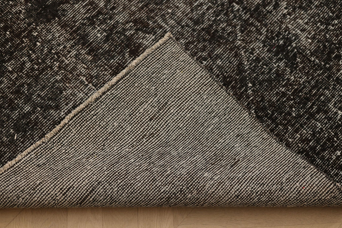 Vintage Isparta Turkish Area Rug 7x10 ft — Gray Overdyed
