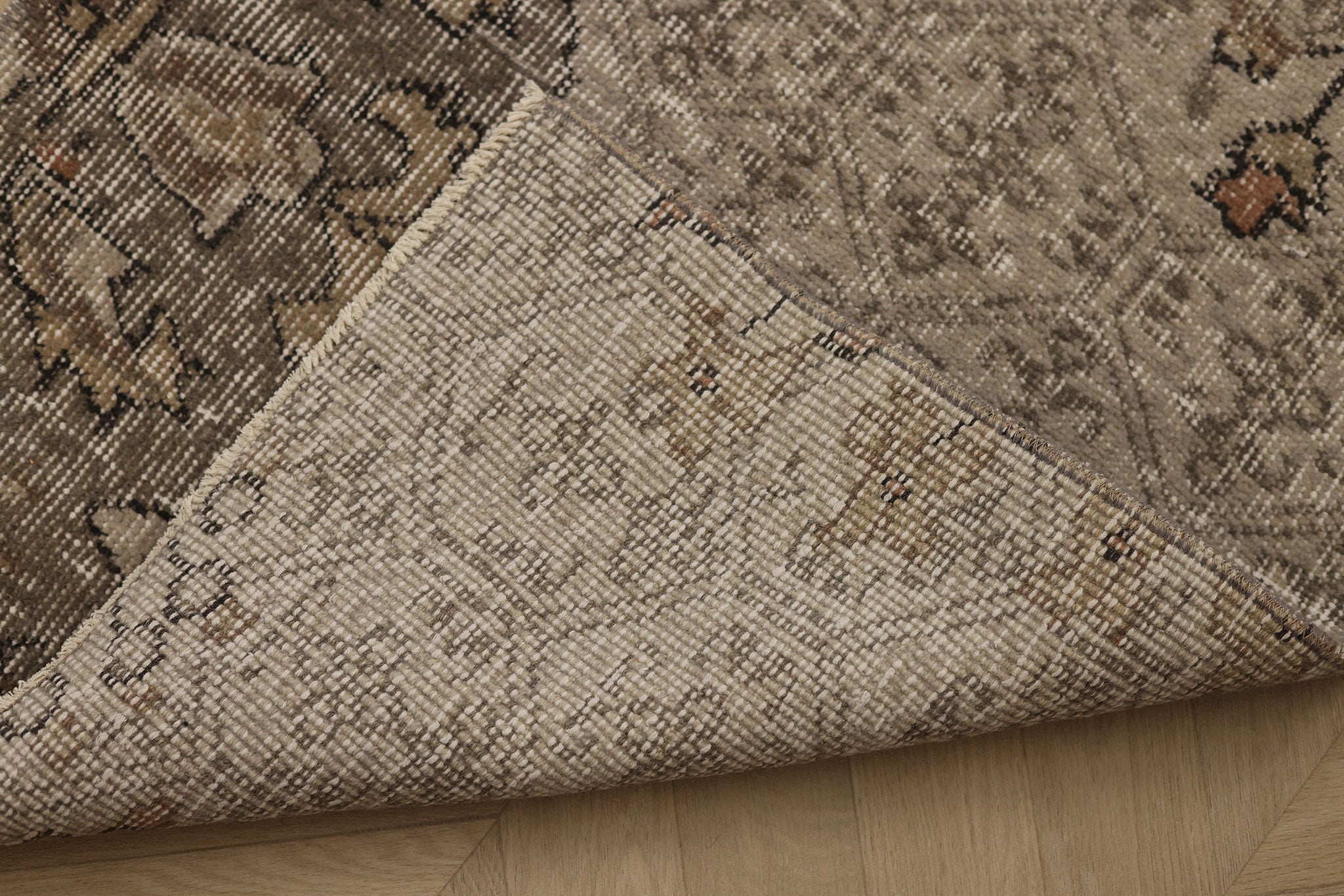 Vintage Isparta Turkish Runner Rug 2x9 ft — Beige & Gray Distressed (No. 37037)
