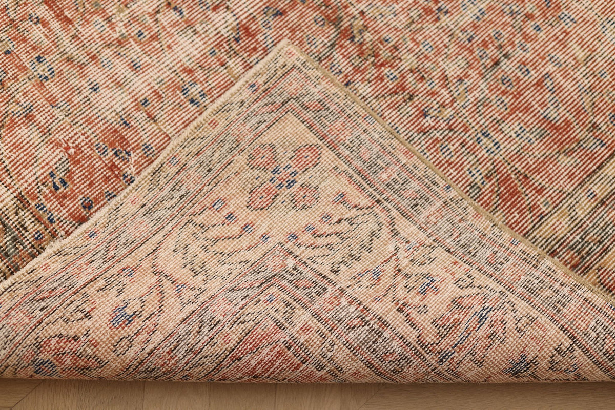 Vintage Isparta Turkish Area Rug 7x10 ft — Red & Beige Floral
