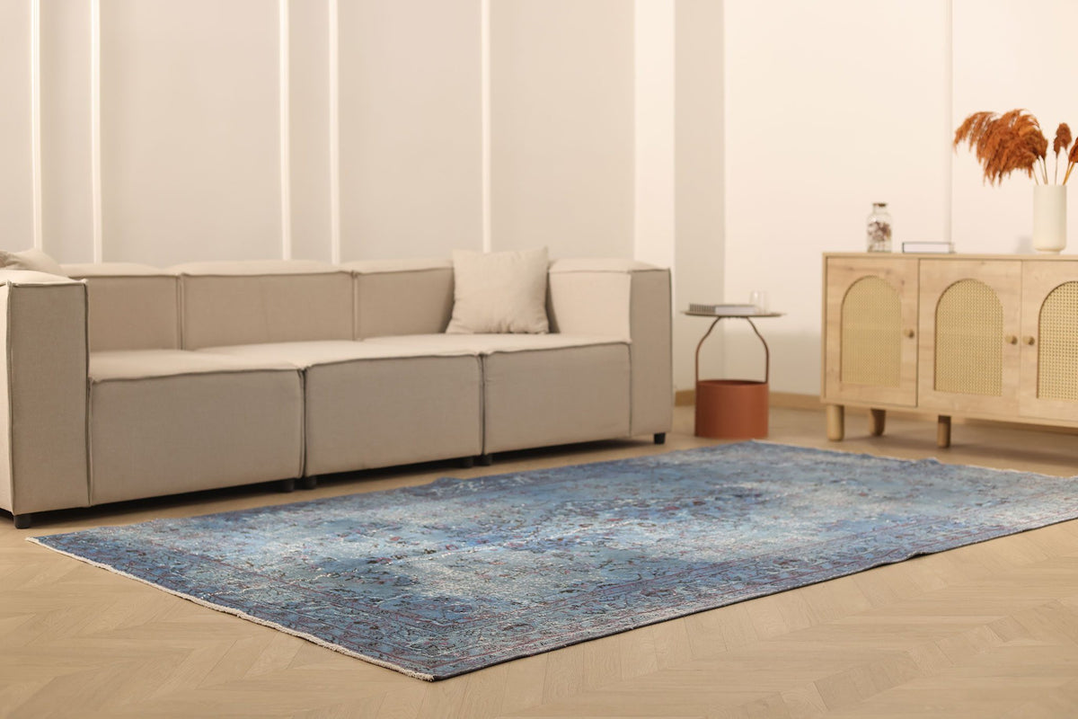 Vintage Isparta Turkish Area Rug 6x10 ft — Blue & Gray Floral