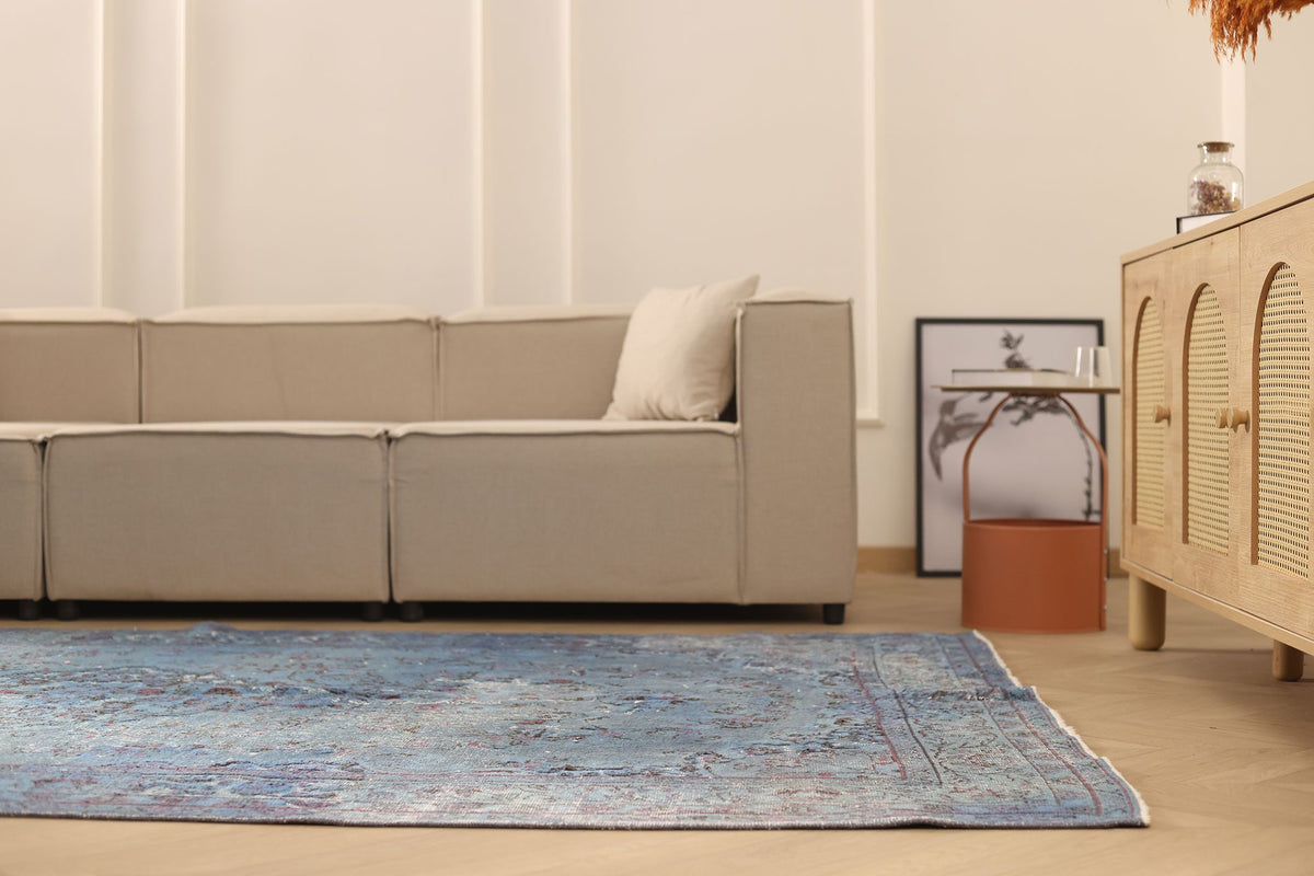 Vintage Isparta Turkish Area Rug 6x10 ft — Blue & Gray Floral