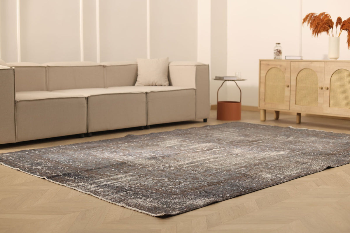 Vintage Isparta Turkish Area Rug 7x11 ft — Gray & Brown Floral