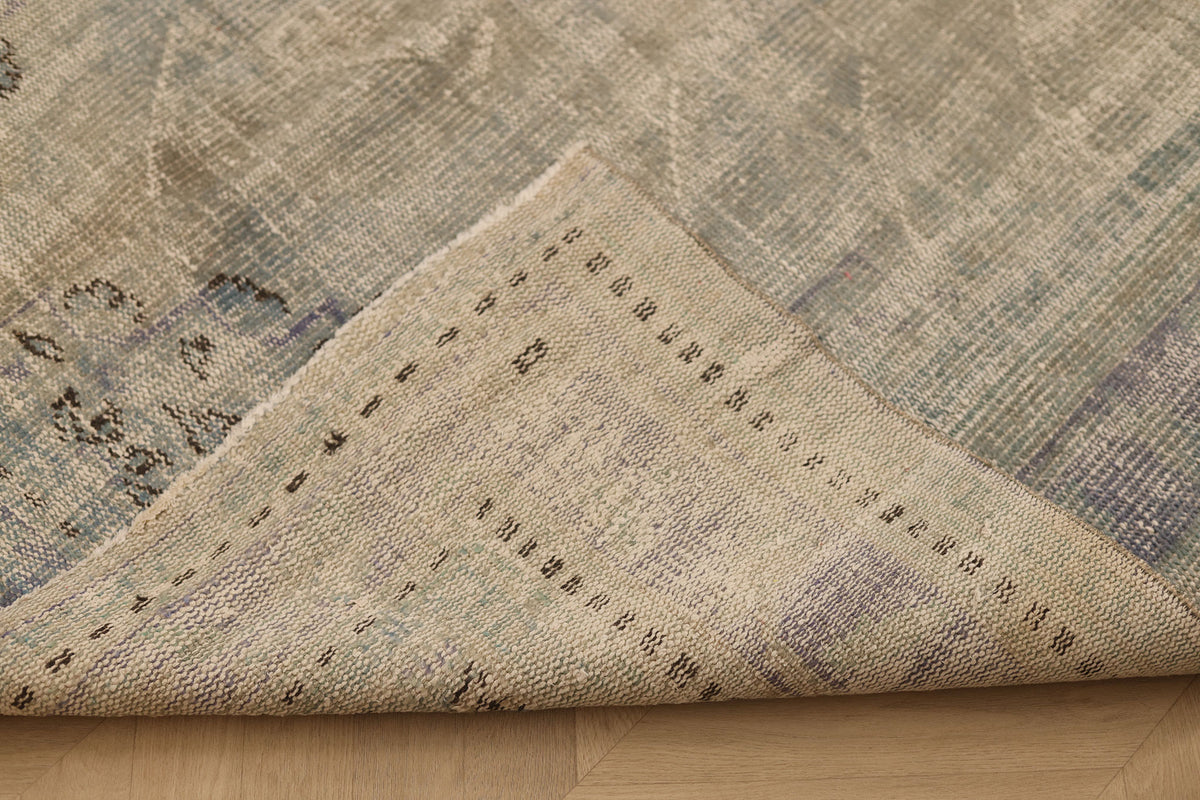 Vintage Manisa Turkish Area Rug 5x8 ft — Gray & Blue Distressed