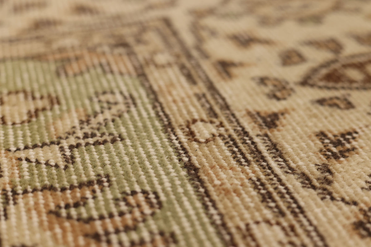 Vintage Isparta Turkish Area Rug 5x9 ft — Beige & Brown Floral (No. 37136)