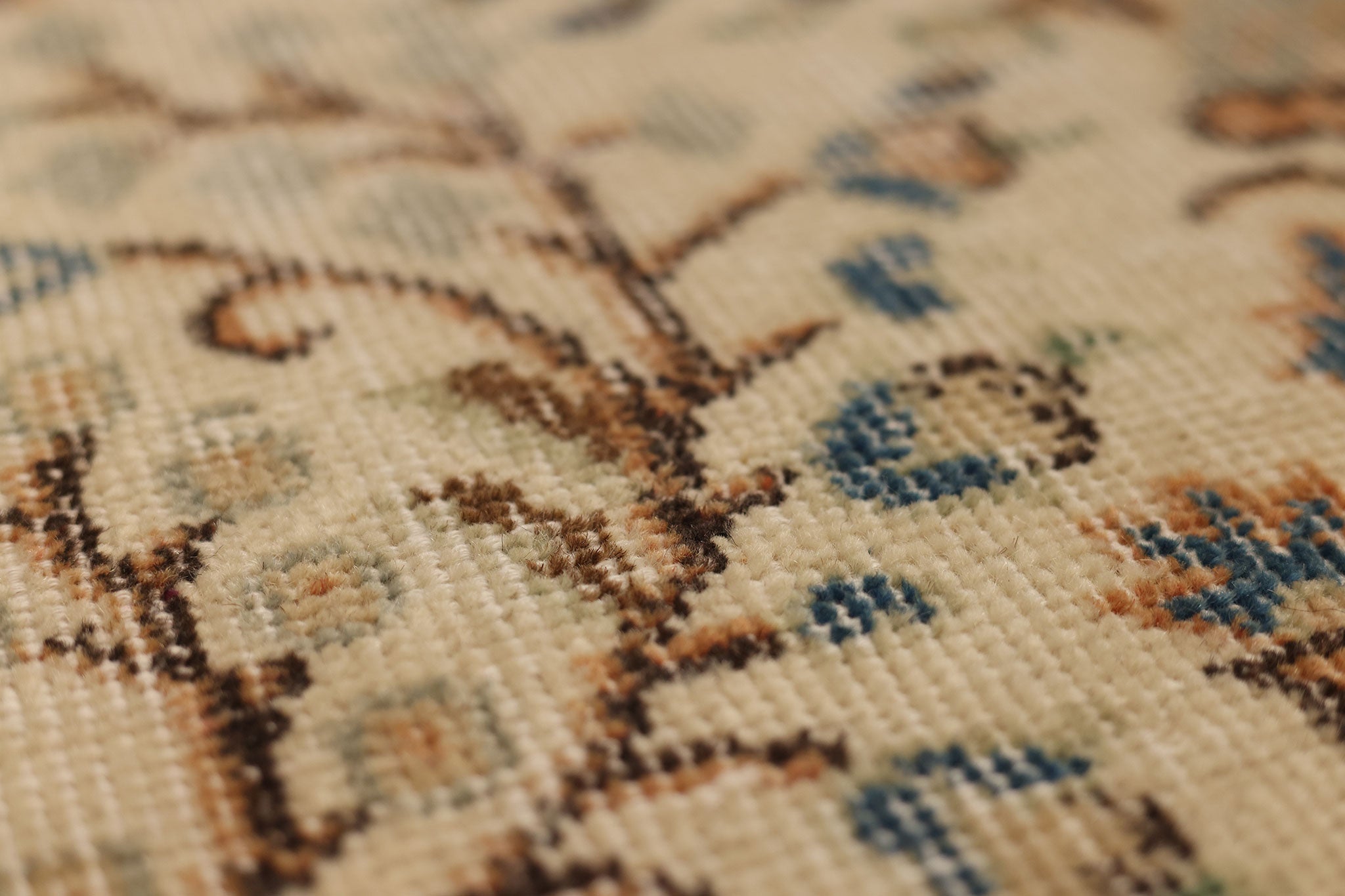 Vintage Isparta Turkish Area Rug 5x8 ft — Beige & Brown Floral (No. 37145)